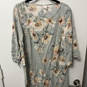 H and M sunflower dress